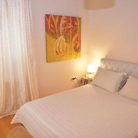 Venetian Apartments, 650M From Corfu Port Экстерьер фото