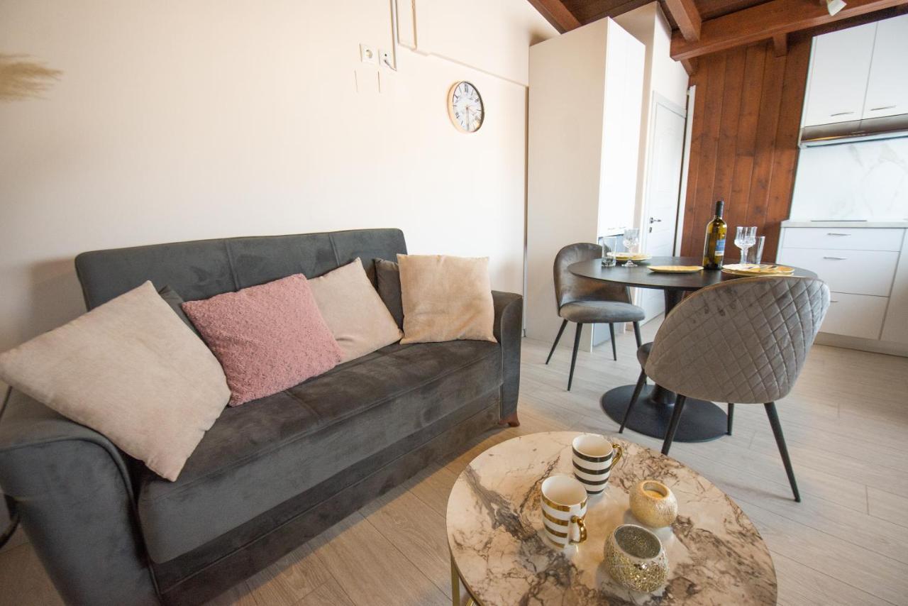 Venetian Apartments, 650M From Corfu Port Экстерьер фото