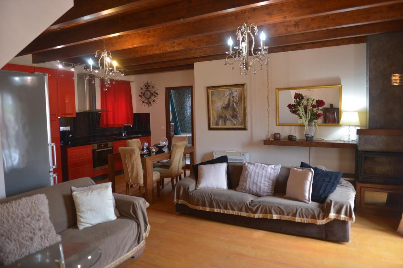 Venetian Apartments, 650M From Corfu Port Экстерьер фото